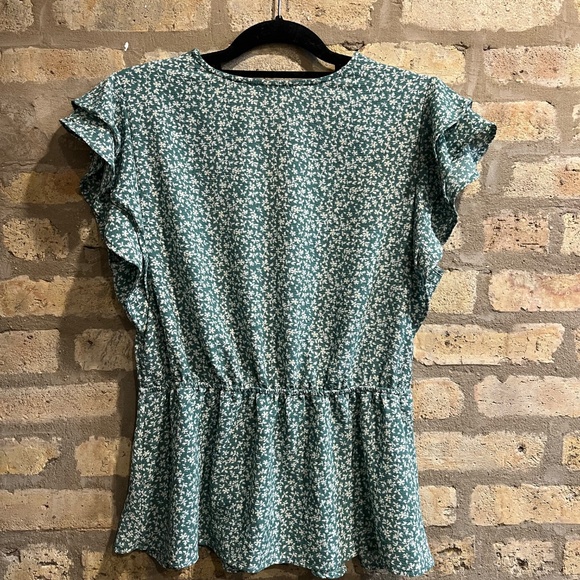 Breezy Green Floral Wrap Top - Monteau (Size XL) - Picture 6 of 6